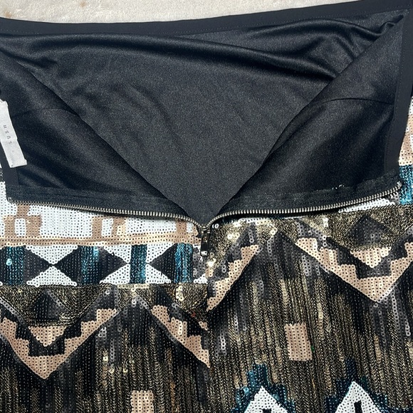 LUSH Sequin Mini Skirt - Geometric Design, Party Wear, NWT - Picture 10 of 11